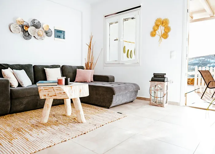 Sunlight Ornos Suites, Private Hot Tub 아파트