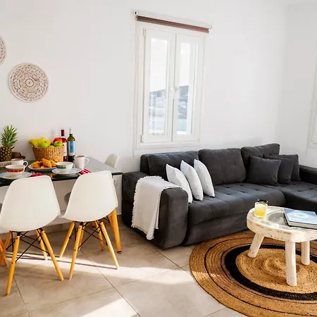 Sunlight Ornos Suites, Private Hot Tub Apartment Mykonos Town