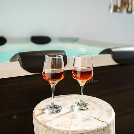 Διαμέρισμα Sunlight Ornos Suites, Private Hot Tub *