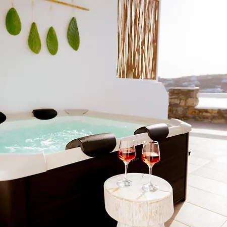 Sunlight Ornos Suites, Private Hot Tub Mykonos Town