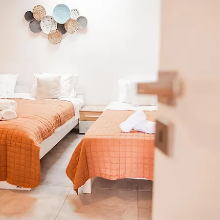 Sunlight Ornos Suites, Private Hot Tub Mykonos Town