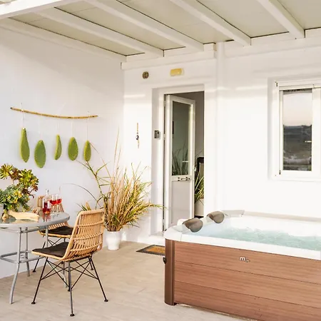 Apartman Sunlight Ornos Suites, Private Hot Tub